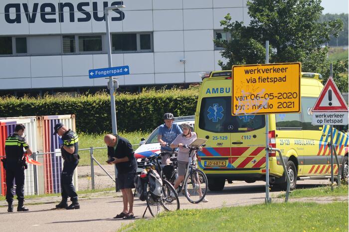 Fietsster loopt ernstig hoofdletsel op bij botsing
