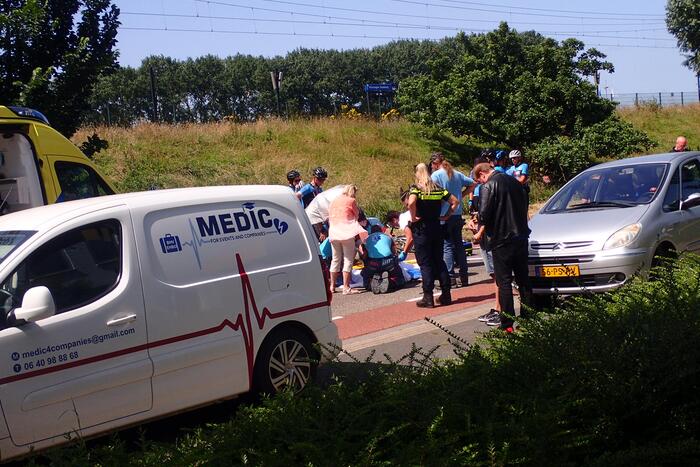 Wielrennen ernstig gewond na val