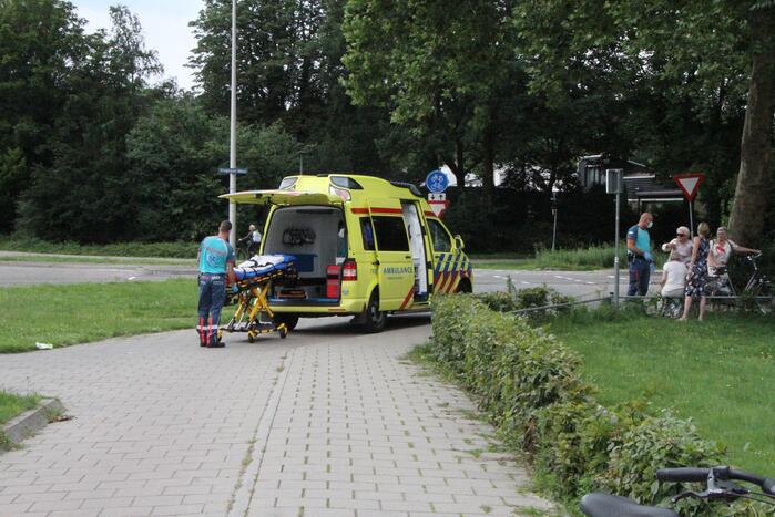 Vrouw raakt gewond op oversteekplaats