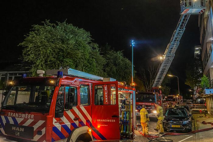 Middel brand op derde etage flatgebouw