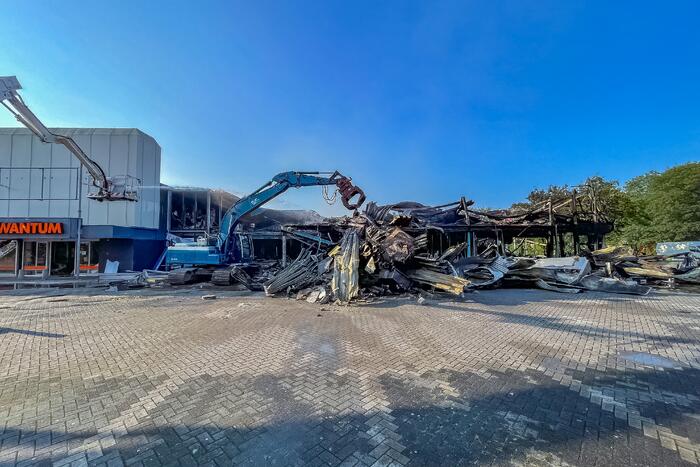 Miljoenenschade na verwoestende brand