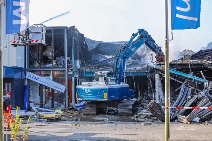 Miljoenenschade na verwoestende brand