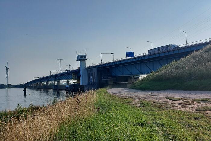 Nieuwe maximumsnelheid Haringvlietbrug