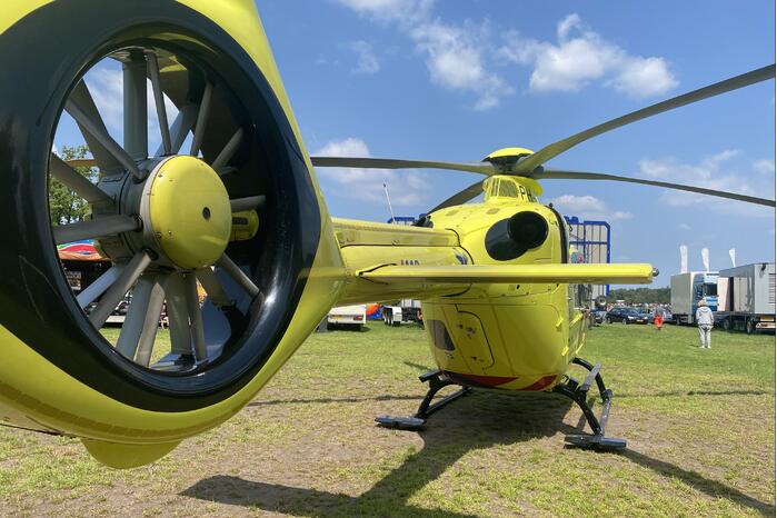 Traumahelikopter landt op vakantiepark Prinsenmeer