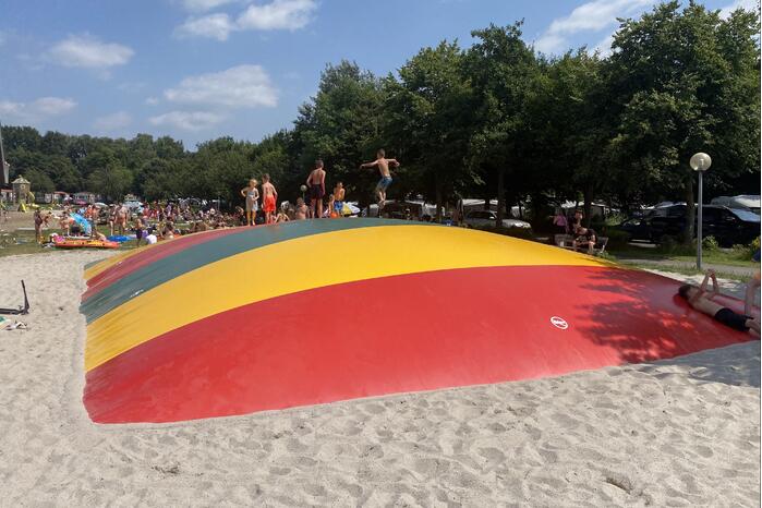 Traumahelikopter landt op vakantiepark Prinsenmeer