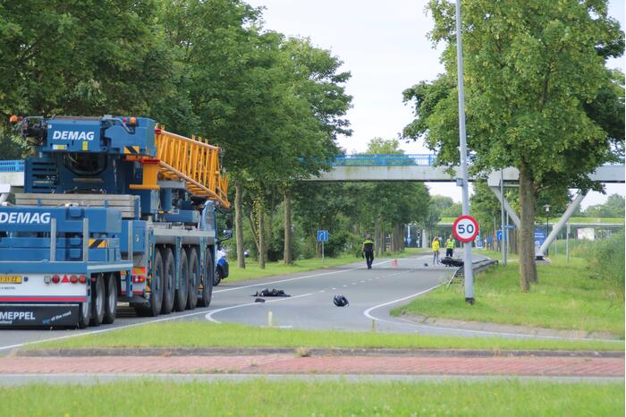 Motorrijder komt om het leven bij verkeersongeval