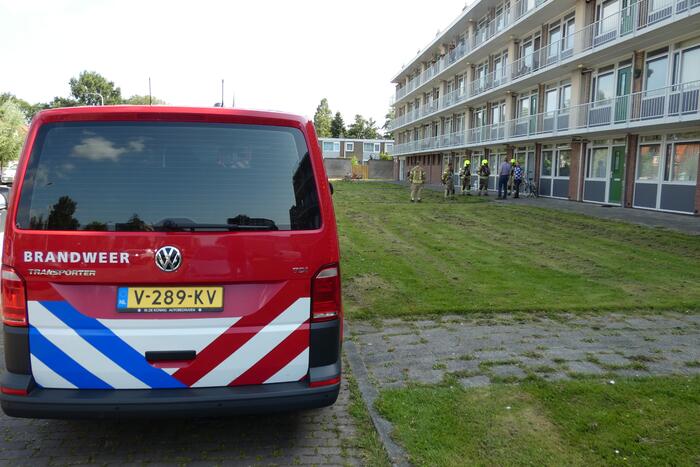 Brandweer doet onderzoek naar gaslucht