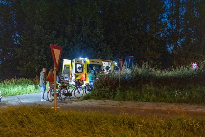 Brommerrijder belandt in sloot