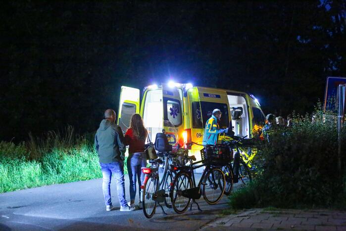 Brommerrijder belandt in sloot