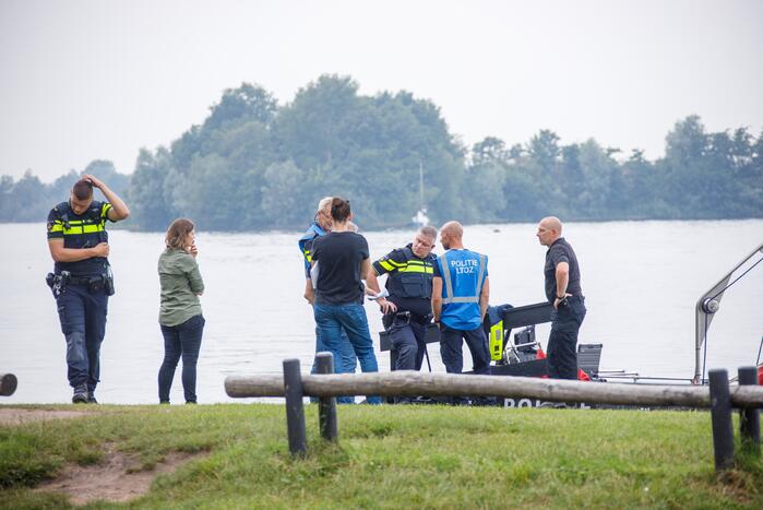 Zoektocht naar vermiste duiker Vinkeveense Plassen