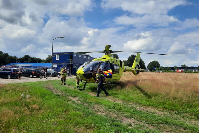 Bouwvakker nieuw zwembad zwaargewond geraakt