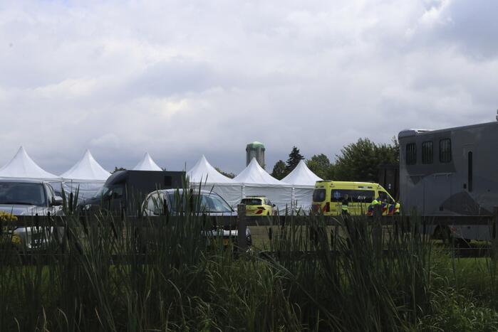 Zwaargewonde bij paardrijwedstrijd