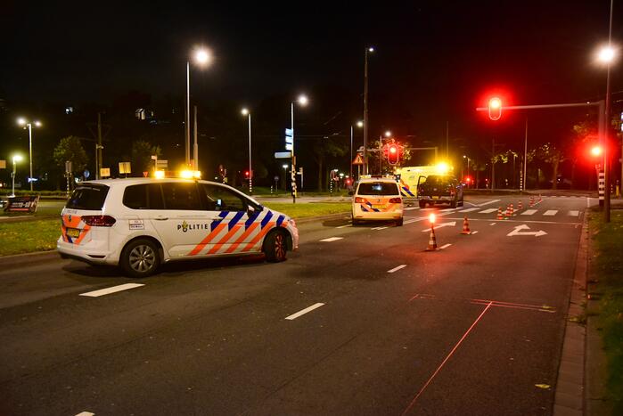 Fietser zwaargewond bij aanrijding