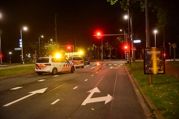 Fietser zwaargewond bij aanrijding