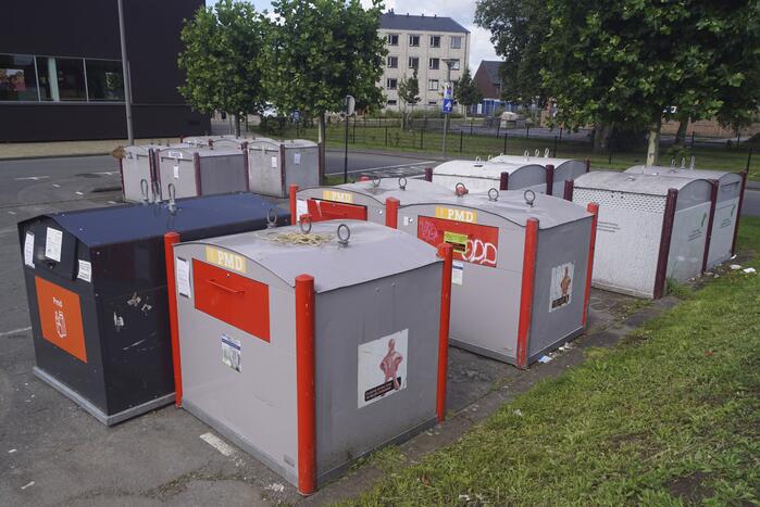 Overlastgevende containers in centrum van Vathorst worden verwijderd