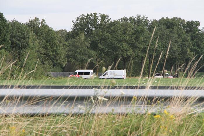 Politie doet inval in loods