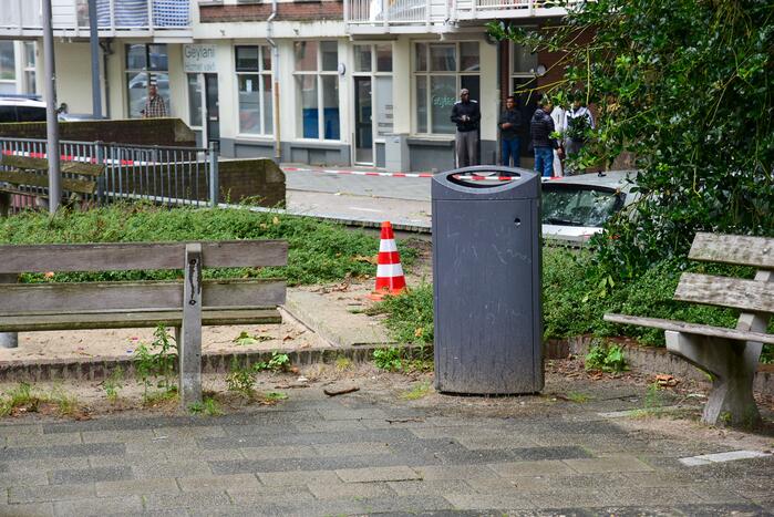 Straat in Feijenoord afgesloten na melding van schietpartij