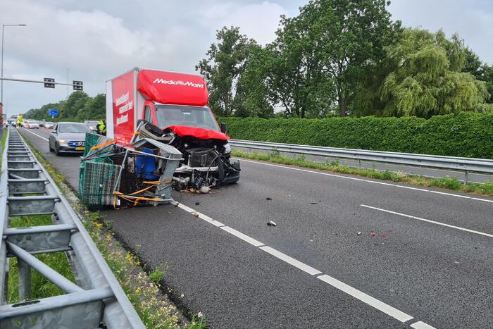 Meerdere voertuigen betrokken bij botsing