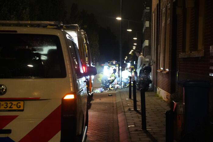 Automobilist rijdt scooter aan en vlucht