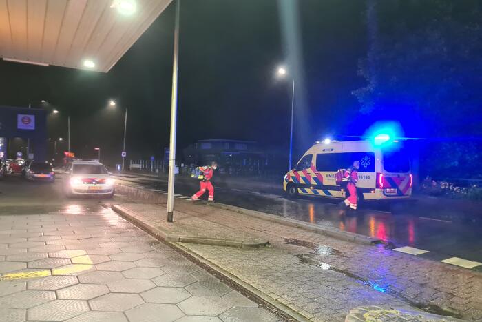 Automobilist rijdt scooter aan en vlucht