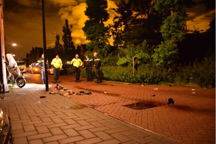 Automobilist rijdt scooter aan en vlucht