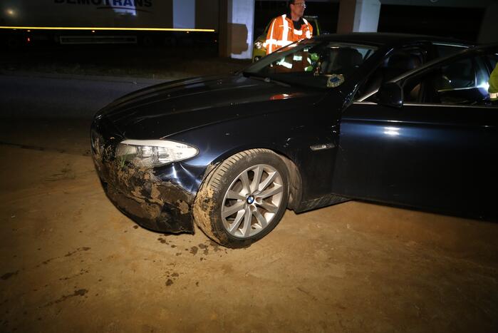 Auto belandt in de sloot