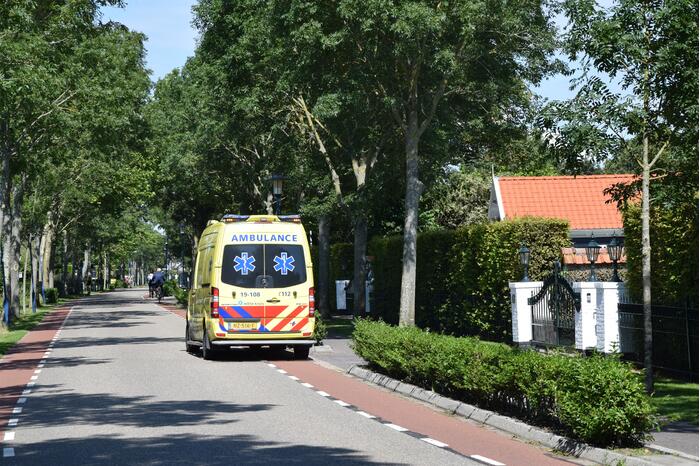 Twee personenwagens in botsing na voorrangsfout