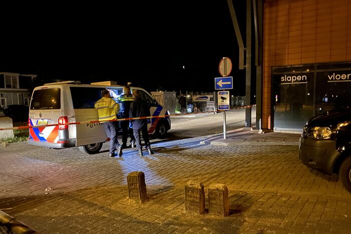 Politie lost meerdere schoten tijdens zoektocht naar man met vuurwapen