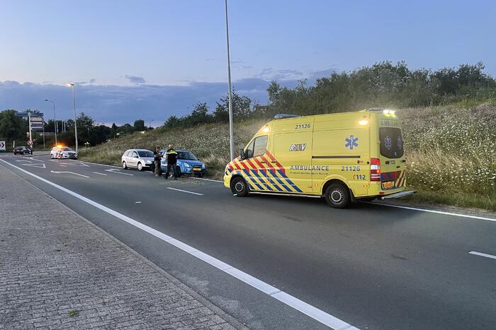 Schade aan personenauto door botsing met vrachtwagen