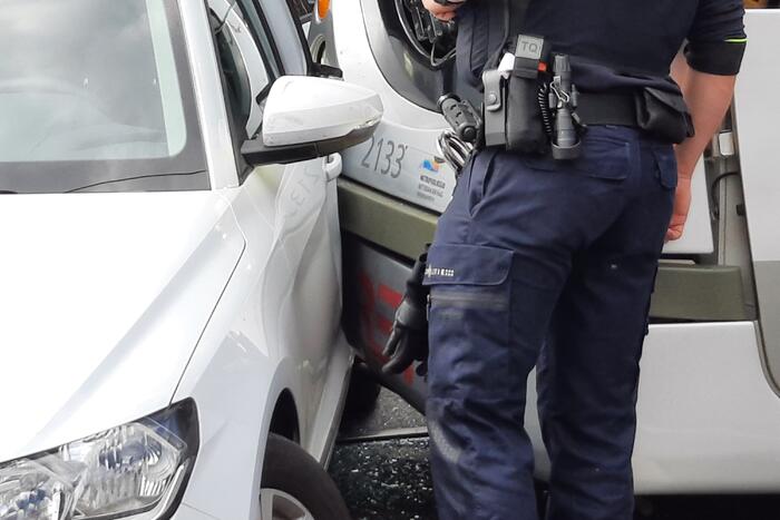 Botsing tussen tram en auto in Delfshaven