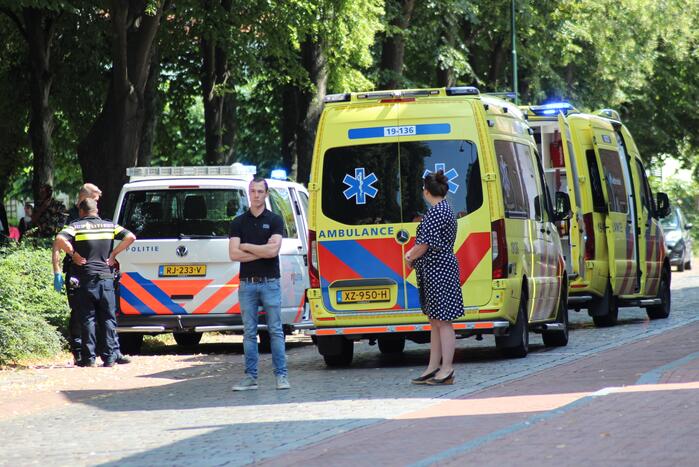 Veel hulpdiensten op de been na incident naast politiebureau