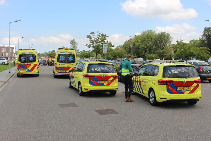 Veel hulpdiensten op de been na incident naast politiebureau