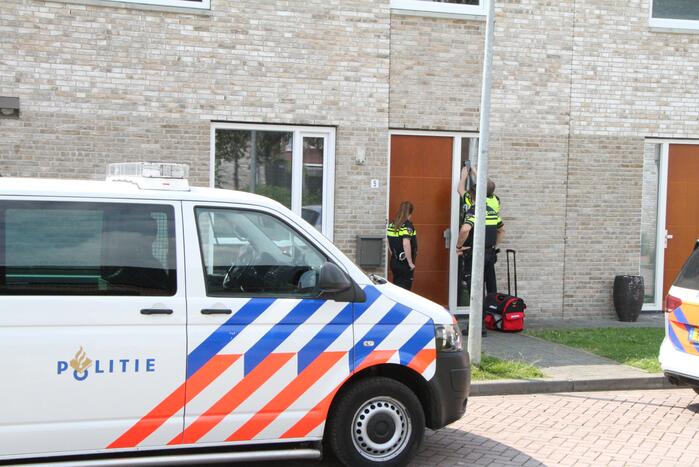 Water stroomt uit woning