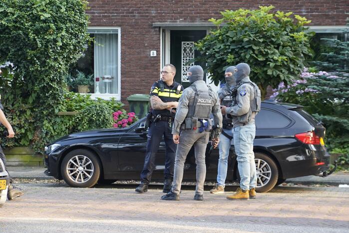 Diverse aanhoudingen bij politie-inzet in wijk Kromme Gouwe