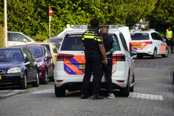 Diverse aanhoudingen bij politie-inzet in wijk Kromme Gouwe