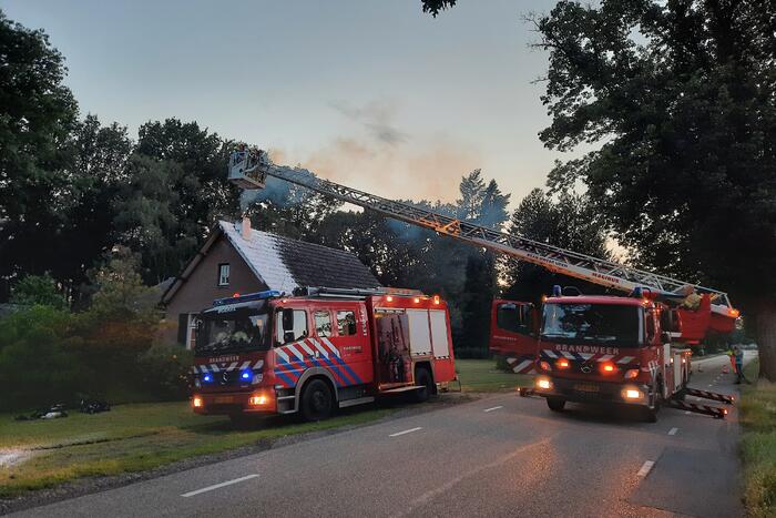 Veel rookontwikkeling door schoorsteenbrand