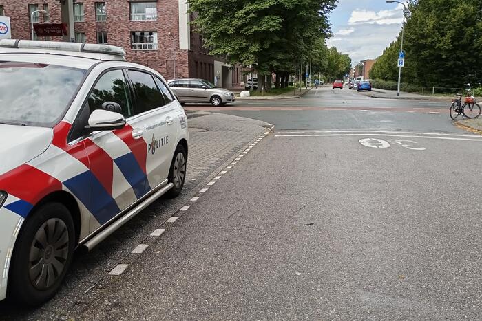 Twee opzittende van fiets gewond bij aanrijding met auto