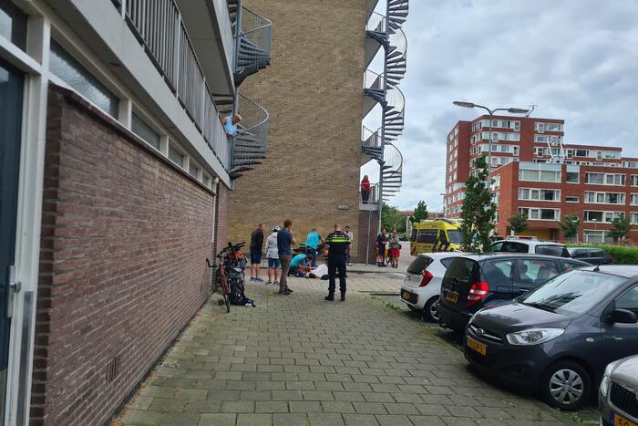 Vrouw gewond na fietsongeluk