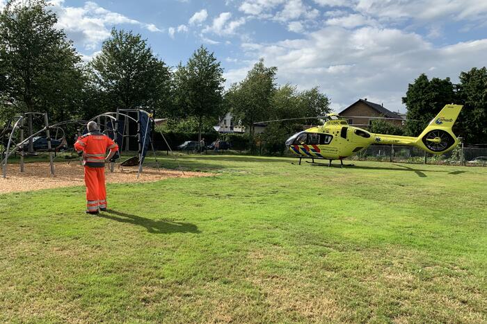 Gebied bij flat afgezet door incident