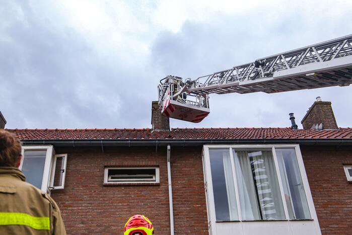 Buurt zonder stroom door blikseminslag