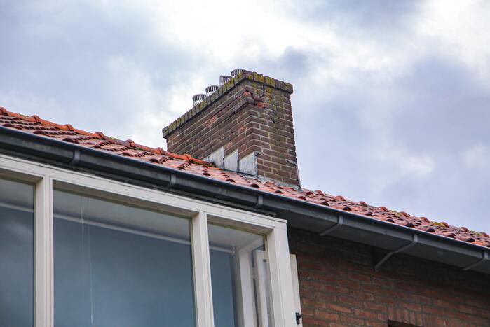 Buurt zonder stroom door blikseminslag