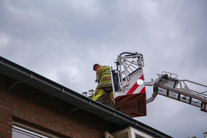 Buurt zonder stroom door blikseminslag