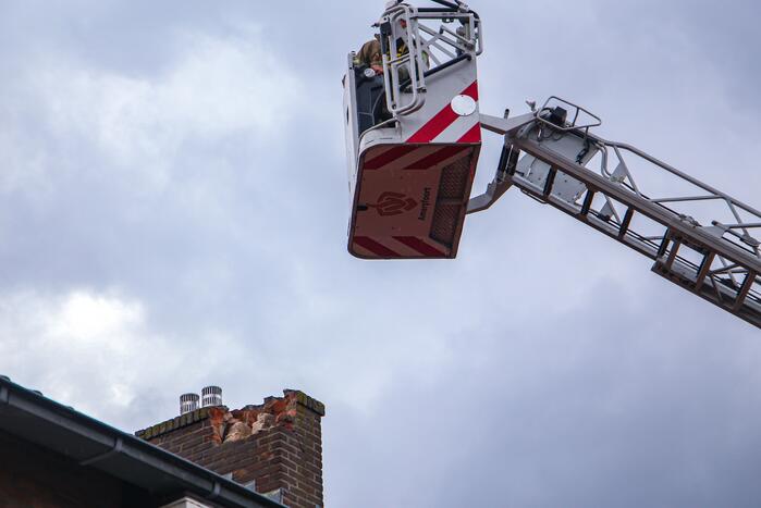 Buurt zonder stroom door blikseminslag