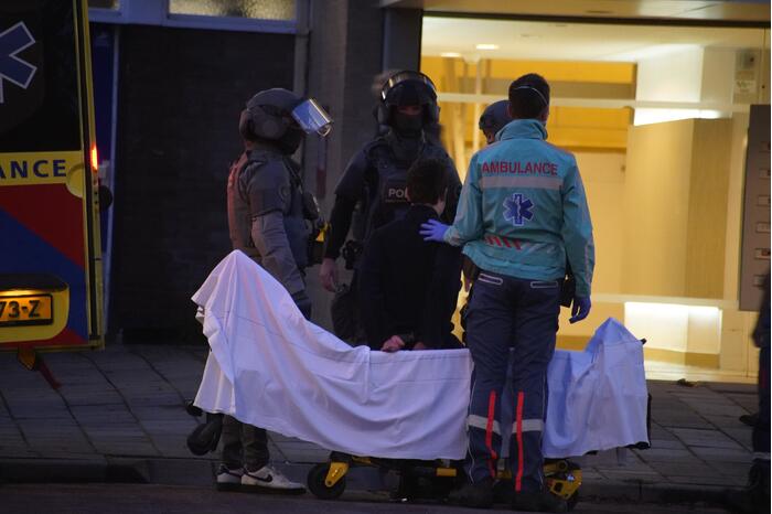 Persoon aangehouden door arrestatieteam