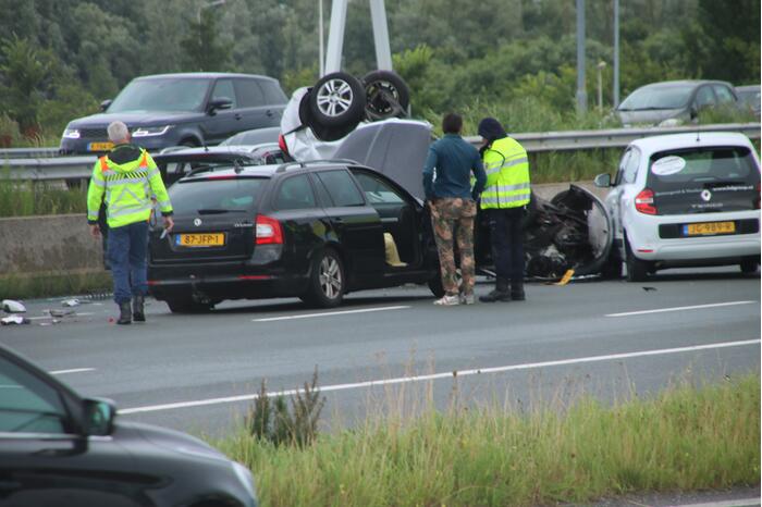 Meerdere gewonden bij zware aanrijding