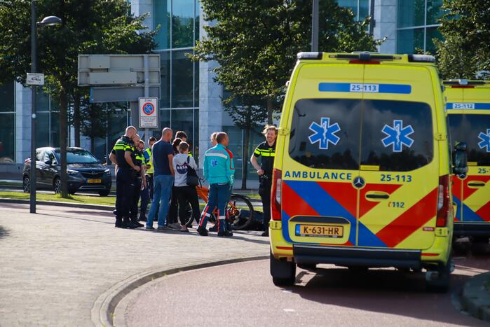 Thuisbezorger komt in botsing met scooterrijder