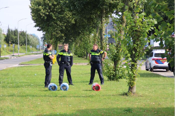 Brand onder vrachtwagen snel geblust