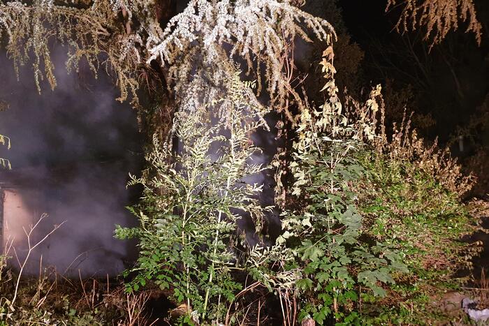 Houten chalet volledig afgebrand