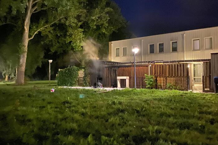 Schuur verwoest door uitslaande brand