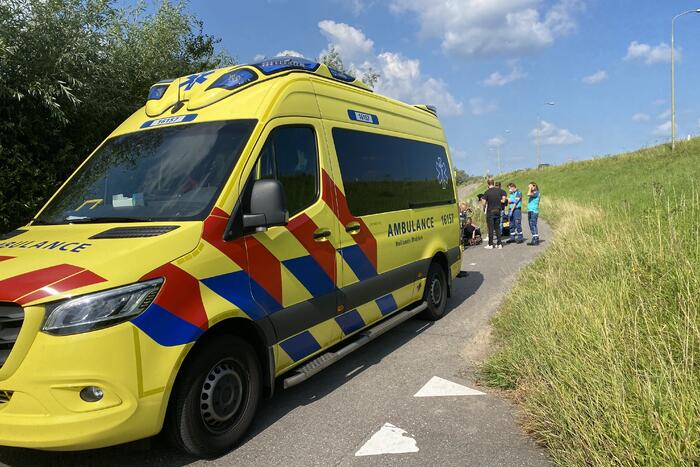 Fietser gewond na val met fiets